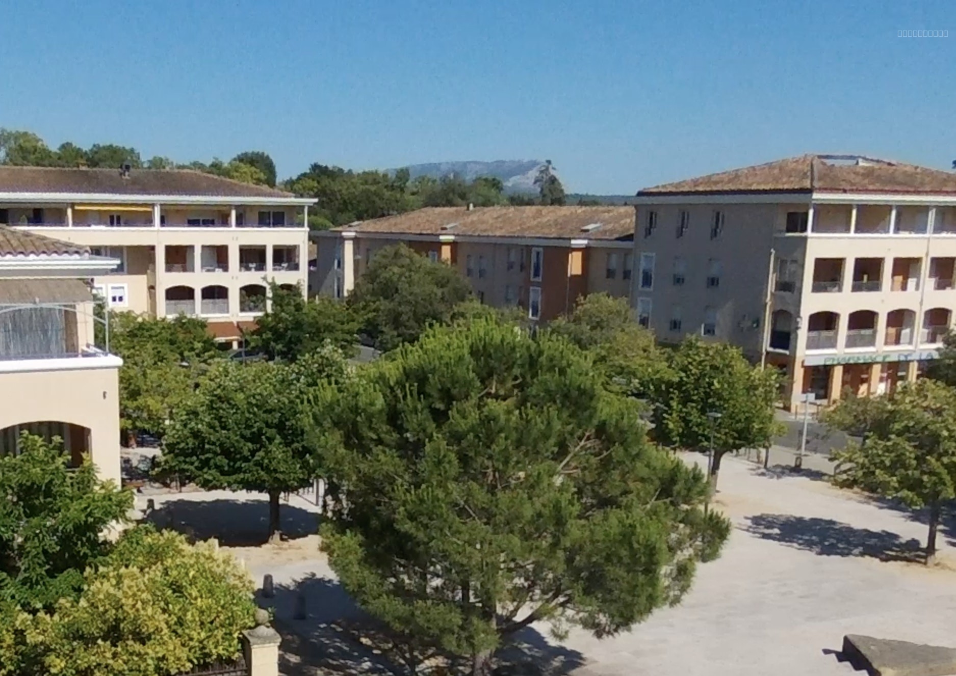 PUYRICARD - Coeur village — photo 3