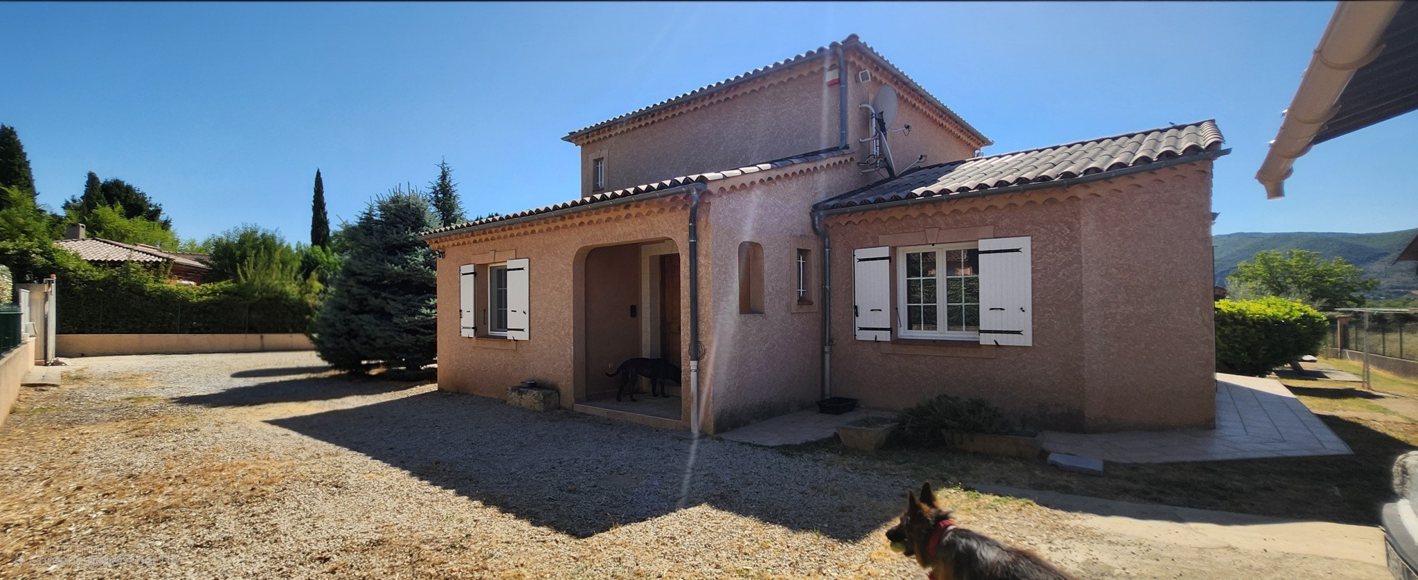 Peyruis, Belle villa avec vue dégagée — photo 14