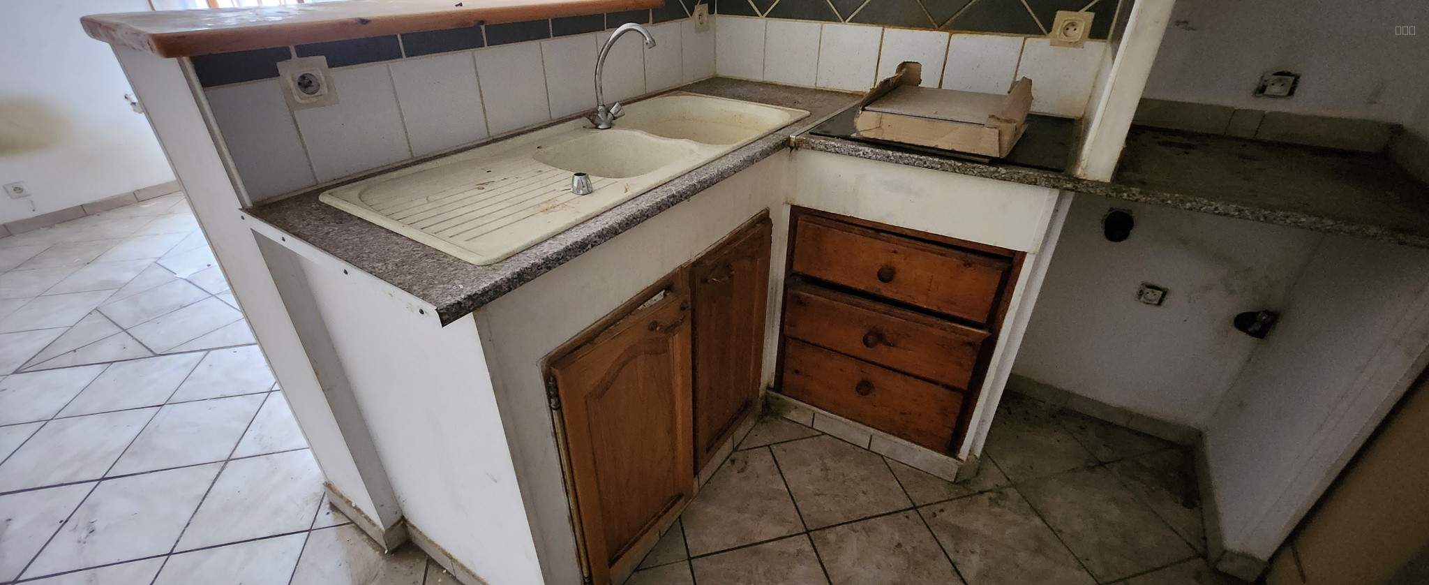LES MEES 04190 MAISON A VENDRE — photo 9