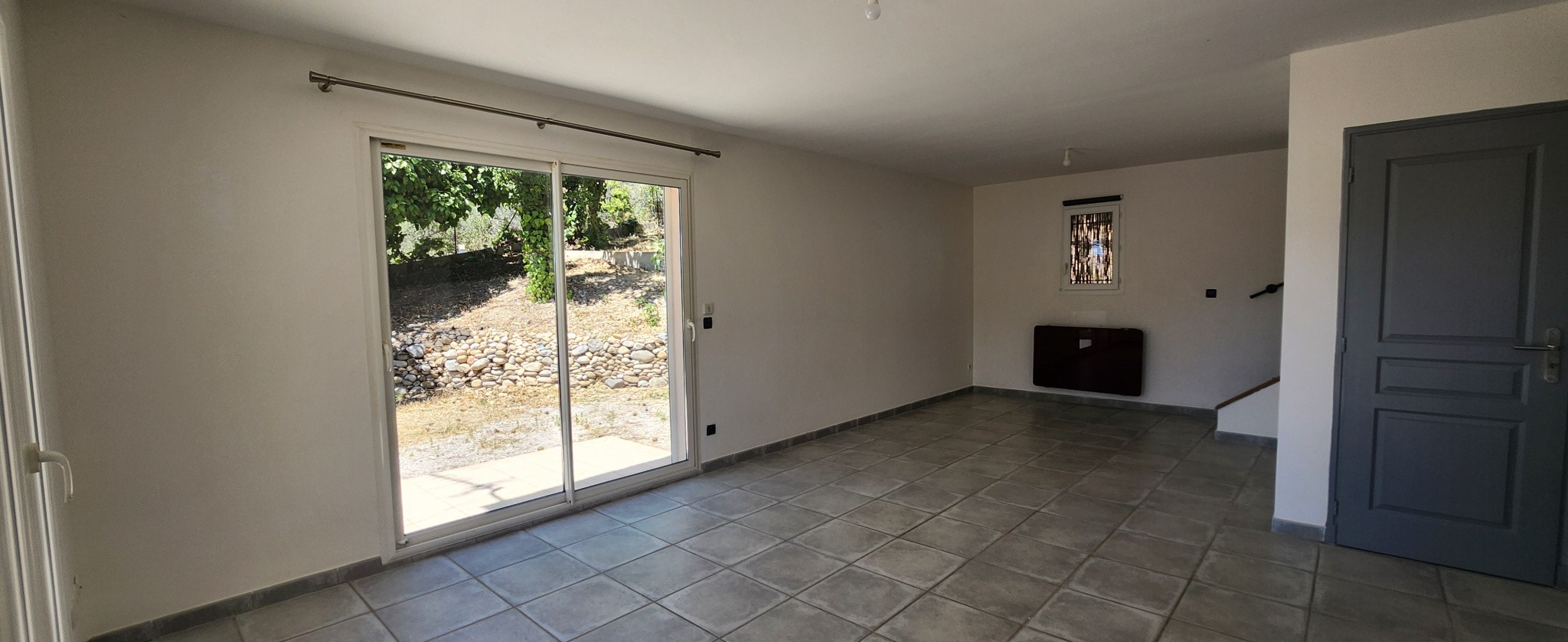 EXCLUSIVITE - A VENDRE A MALIJAI Maison type 5 avec jardin clos. — photo 2