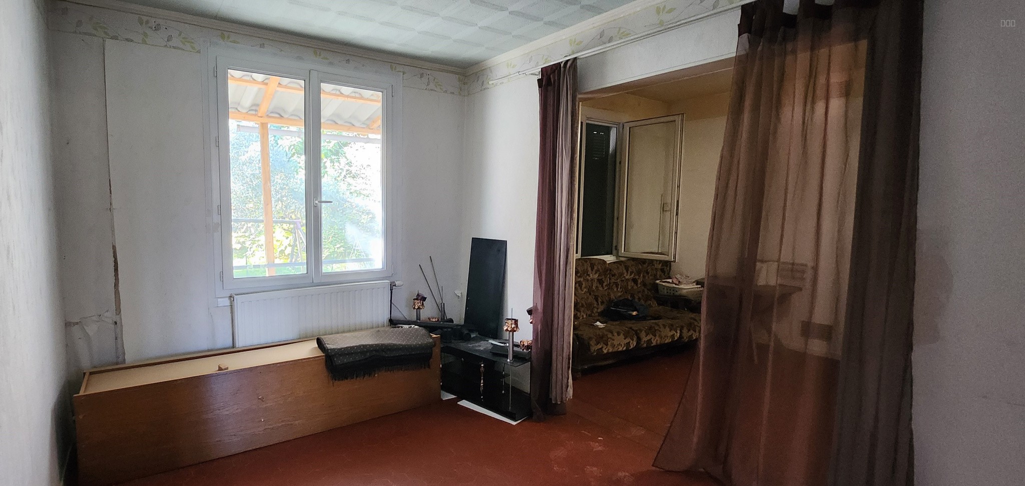 LES MEES - Maison plain-pied avec jardin. — photo 3