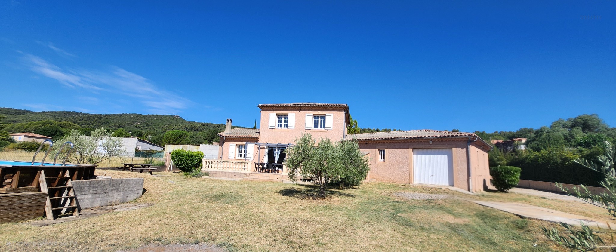 Peyruis, Belle villa avec vue dégagée — photo 15