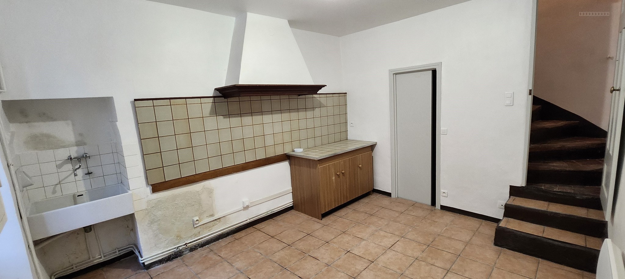 PEYRUIS Maison de village à acheter — photo 5