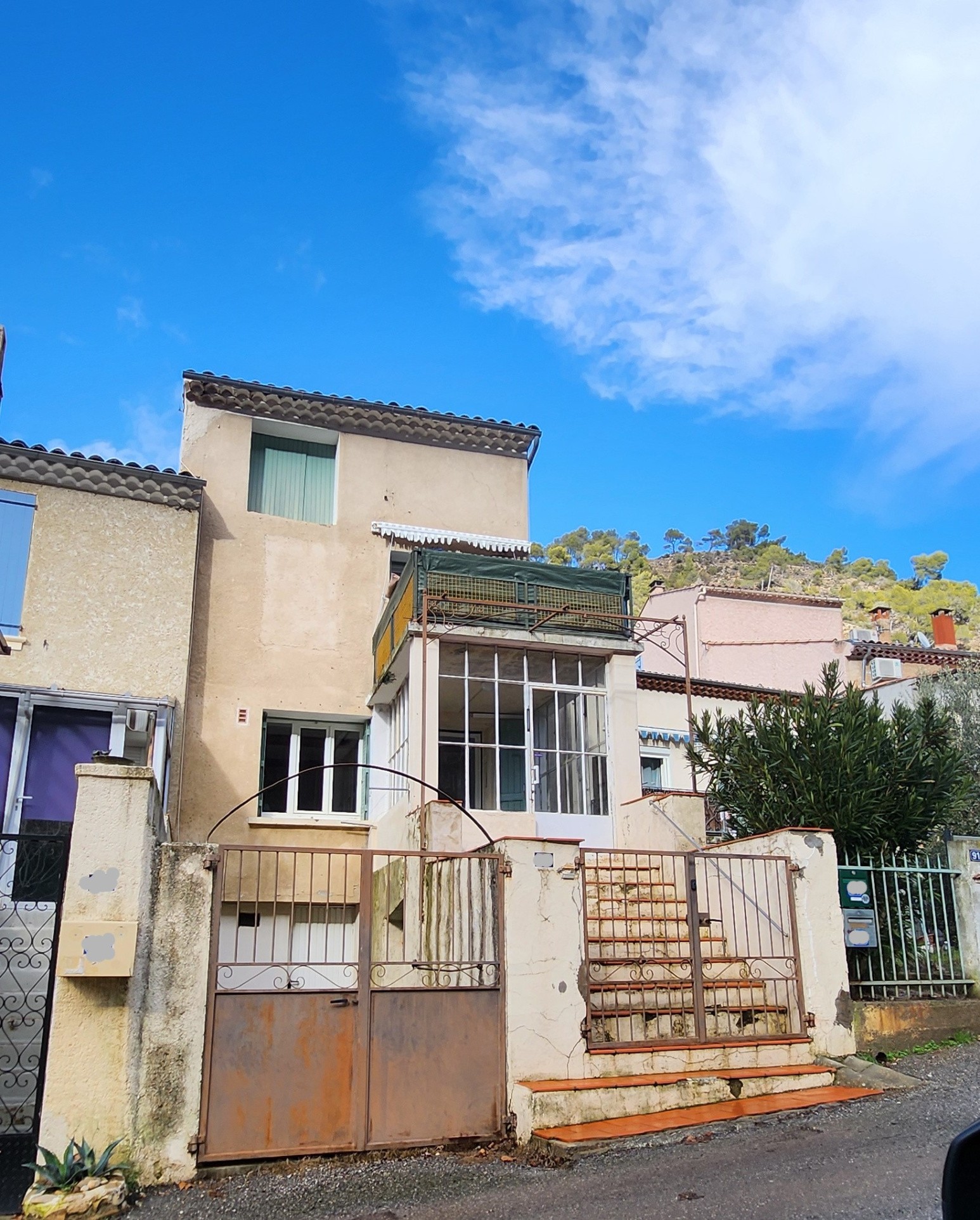 Aux Mées, A LOUER Appartement T2 + véranda. — photo 1