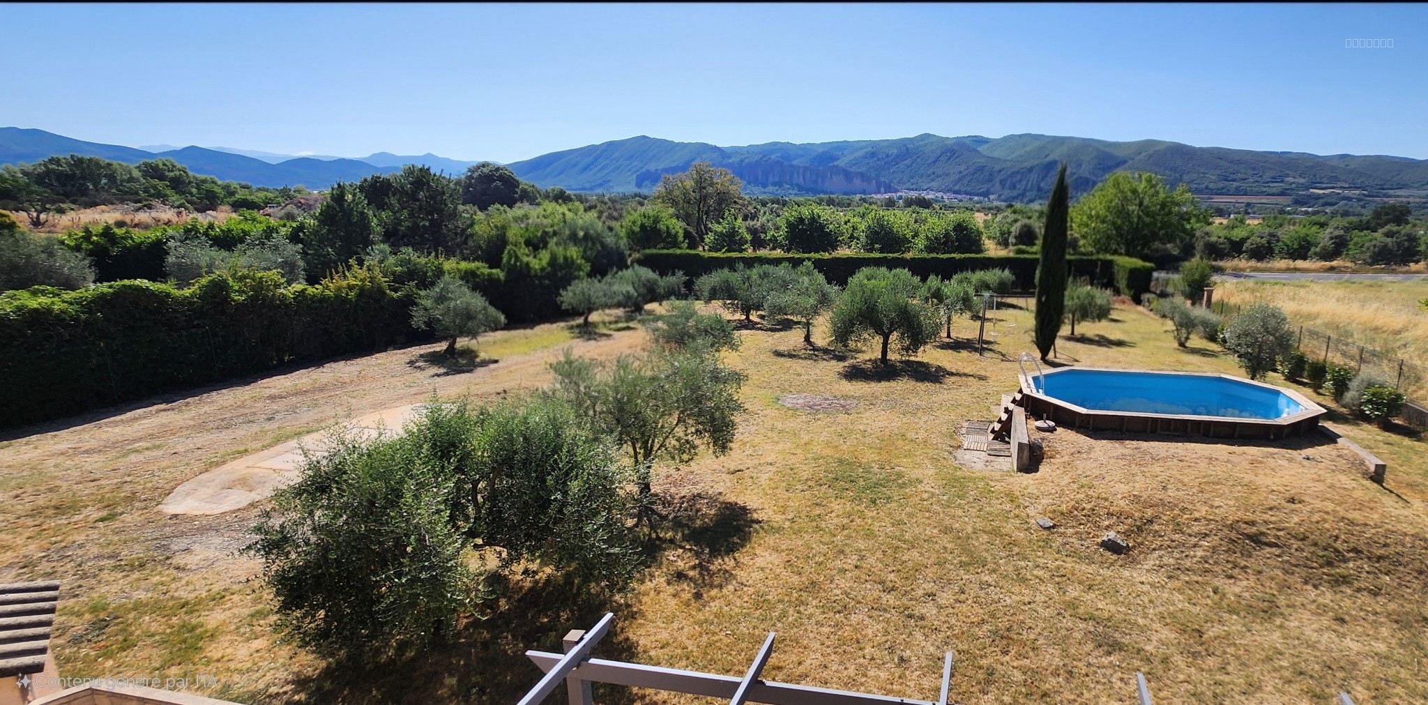 Peyruis, Belle villa avec vue dégagée — photo 17