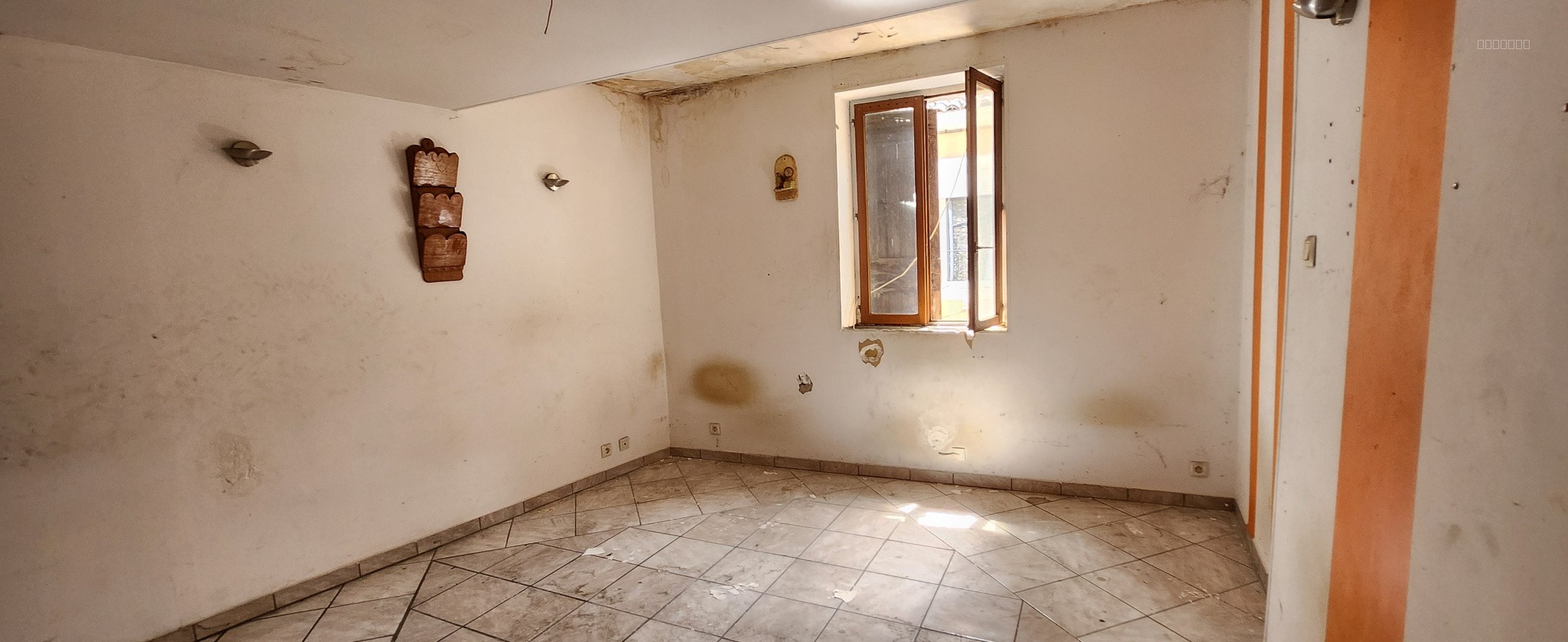 LES MEES 04190 MAISON A VENDRE — photo 11
