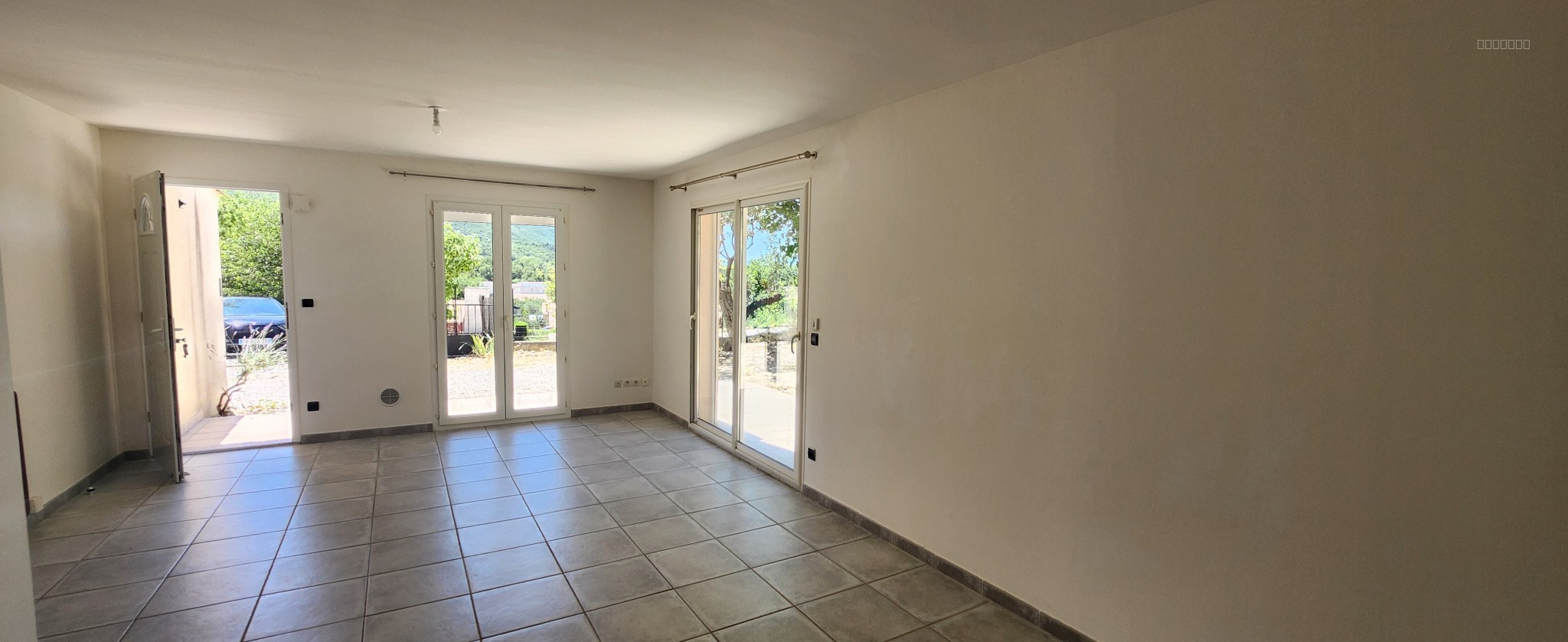 EXCLUSIVITE - A VENDRE A MALIJAI Maison type 5 avec jardin clos. — photo 11