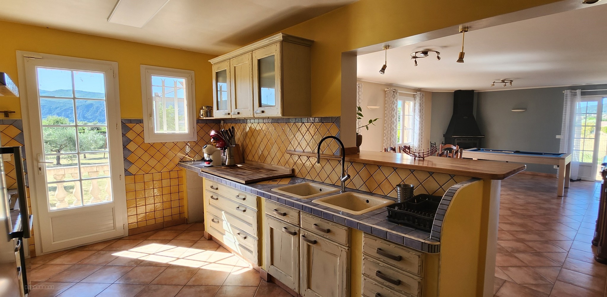 Peyruis, Belle villa avec vue dégagée — photo 2