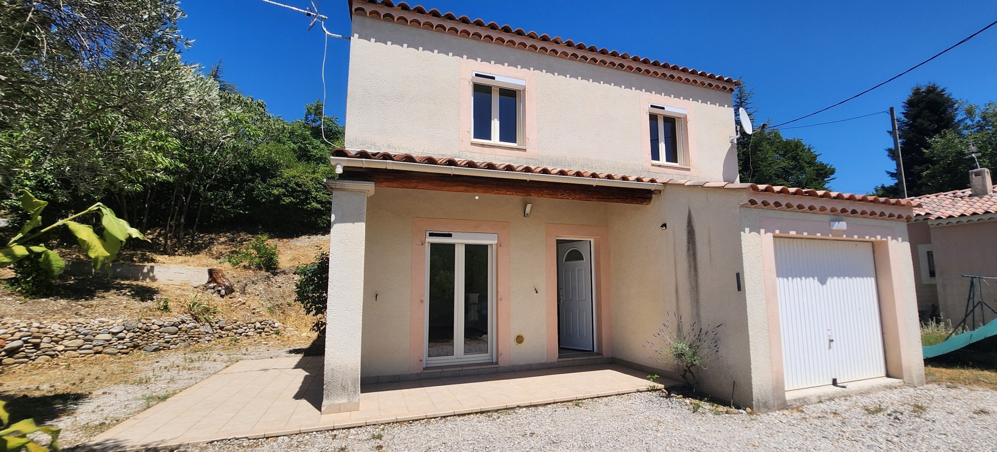 EXCLUSIVITE - A VENDRE A MALIJAI Maison type 5 avec jardin clos. — photo 14