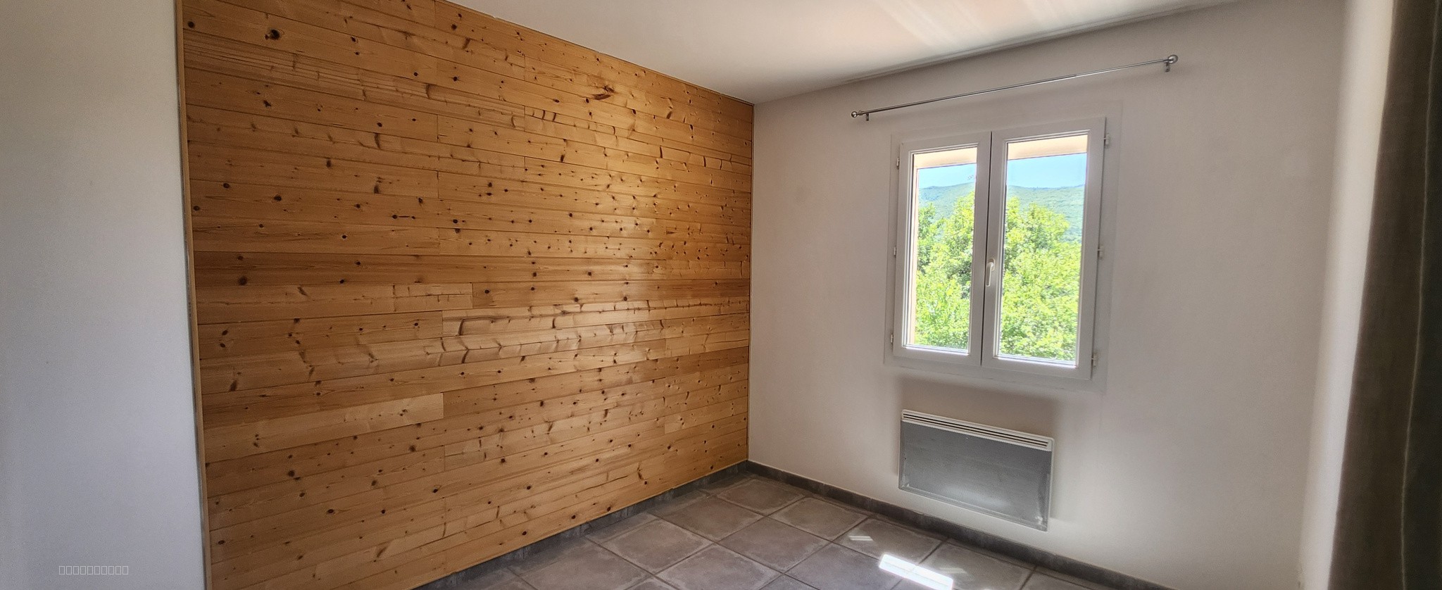 EXCLUSIVITE - A VENDRE A MALIJAI Maison type 5 avec jardin clos. — photo 4