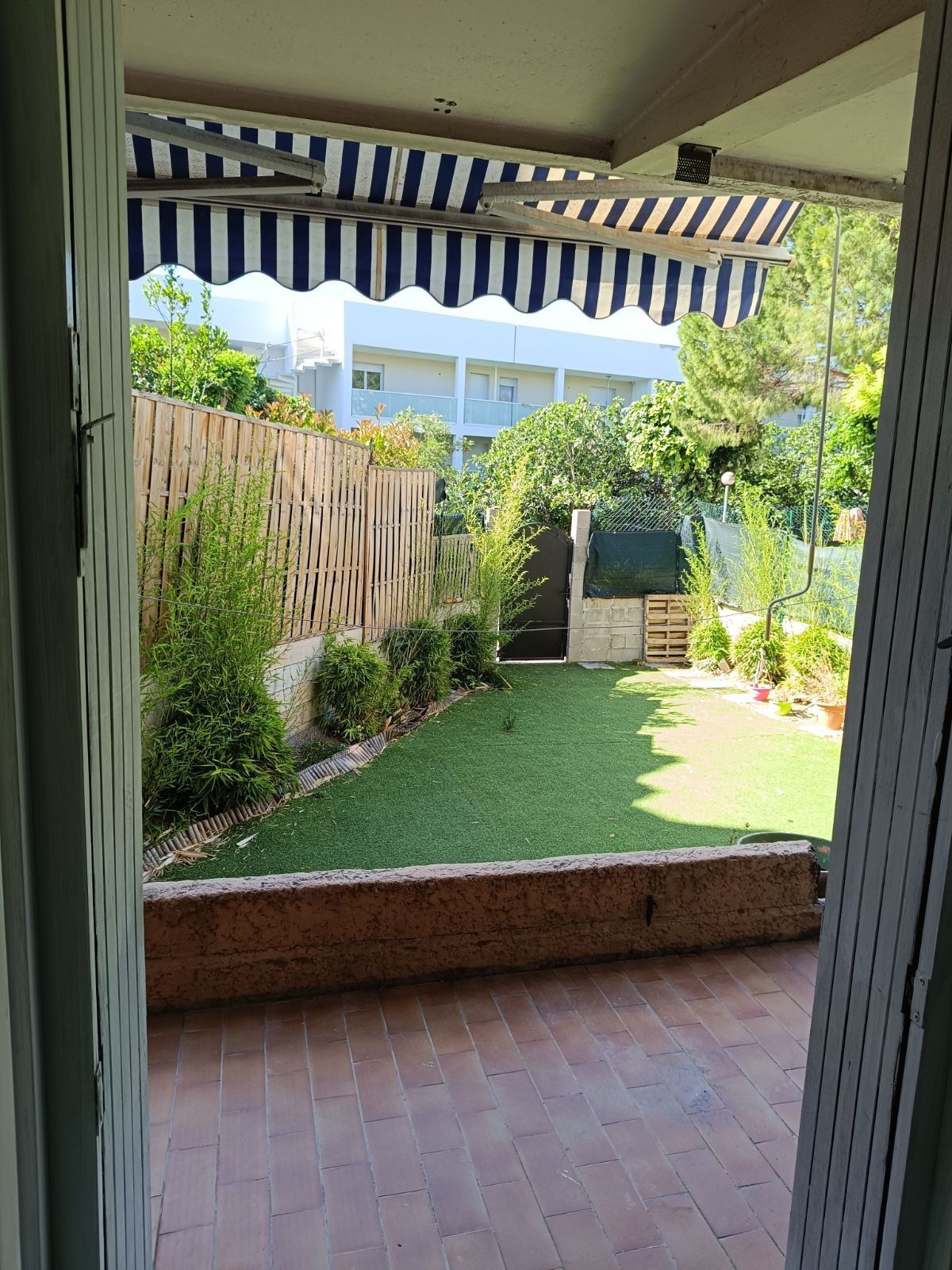 APPARTEMENT T3 de 63.64m2 AVEC TERRASSE ET JARDIN PRIVATIF, 15ème Marseille — photo 8