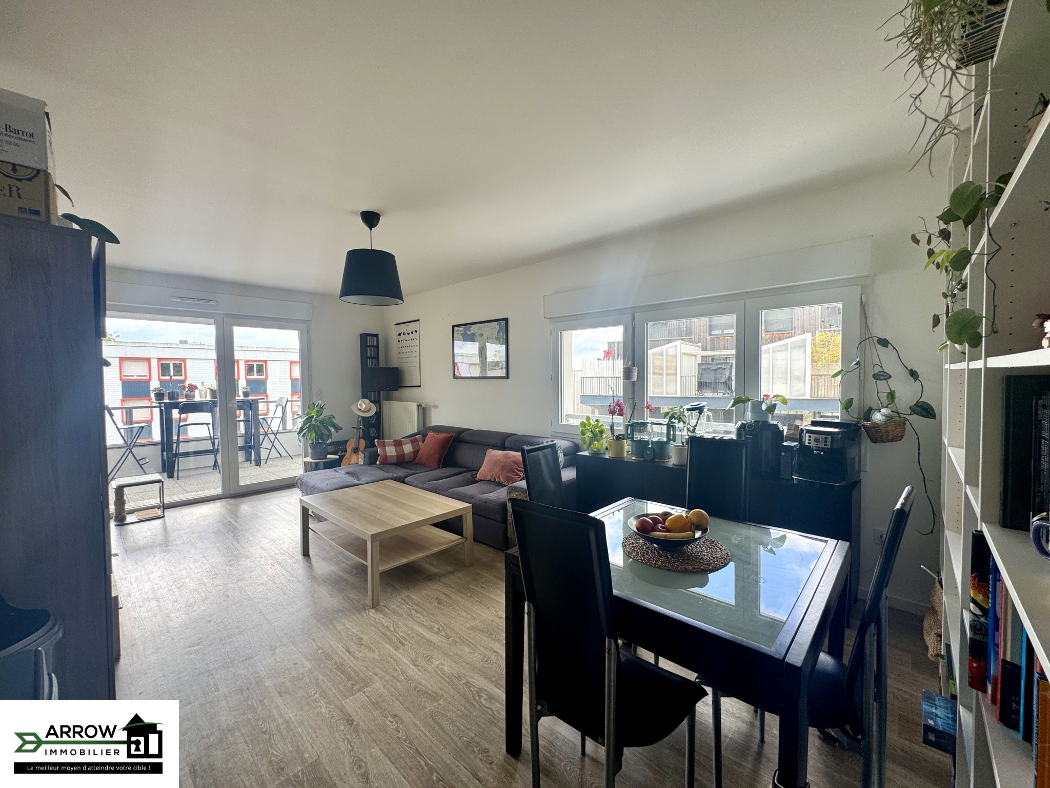 Appartement à acheter avec terrasse 4 pièces à Rennes (35) — photo 2