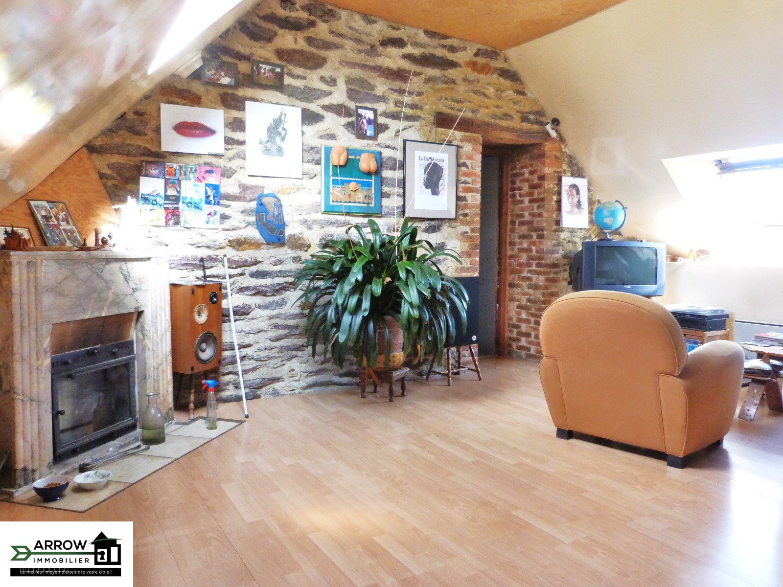 Achat / Vente BELLE OPPORTUNITE MAISON EN PIERRES — photo 2