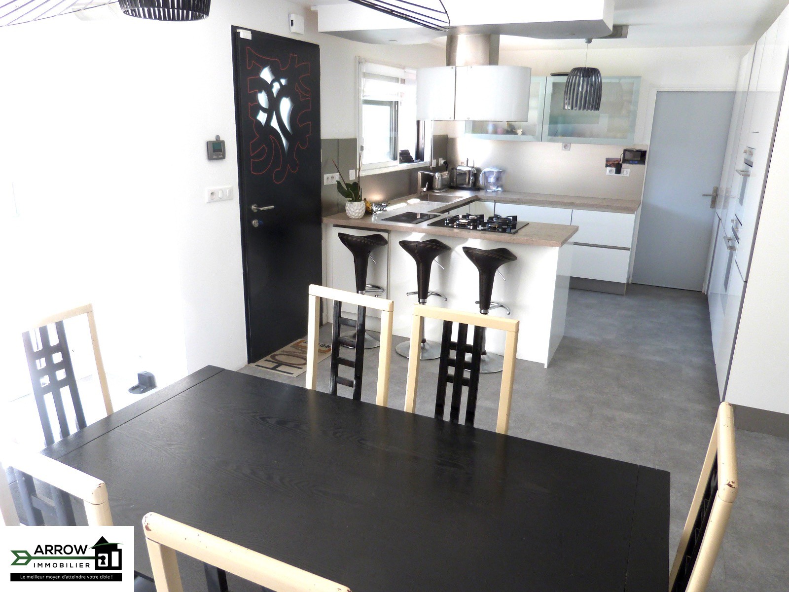 Achat / Vente Maison contemporaine 8 pièces - 157m2 hab  de 2013 — photo 2