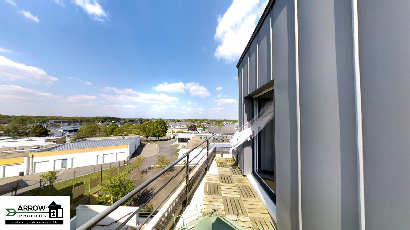Achat / Vente Appartement 2 pièces de 49m2 Hyper-centre — photo 3
