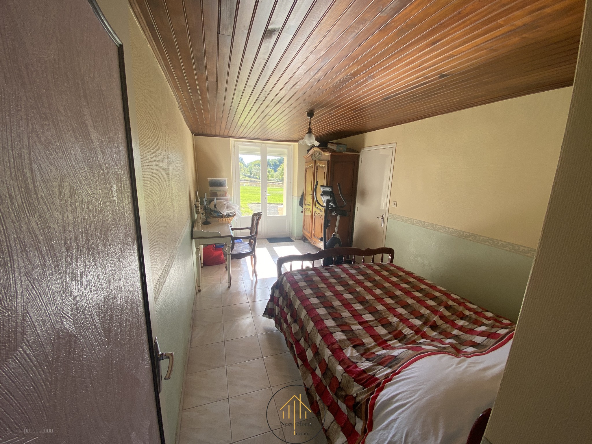 Maison individuelle de 212 m2 avec Piscine et Étang sur 1.7 Hectares — photo 8