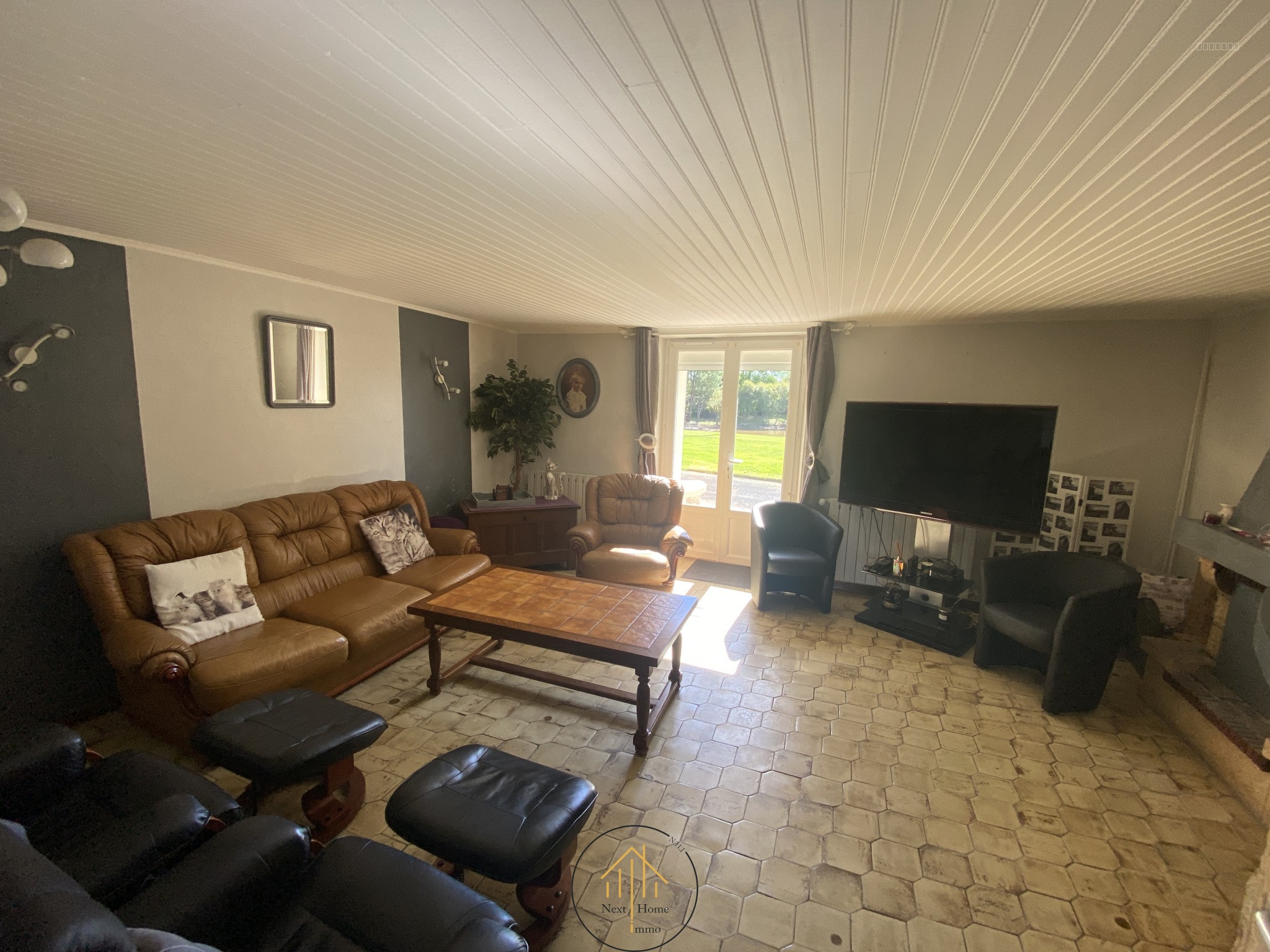 Maison individuelle de 212 m2 avec Piscine et Étang sur 1.7 Hectares — photo 7