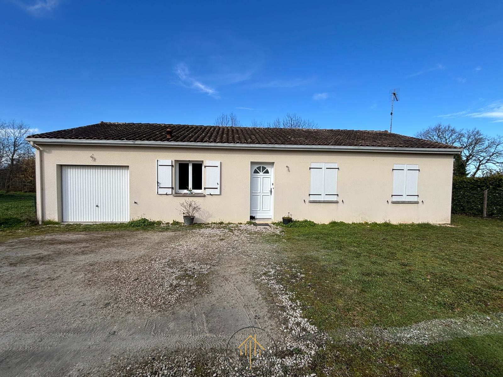 EXCLUSIVITE  Pavillon de plain pied d'environ 88 m2 — photo 2