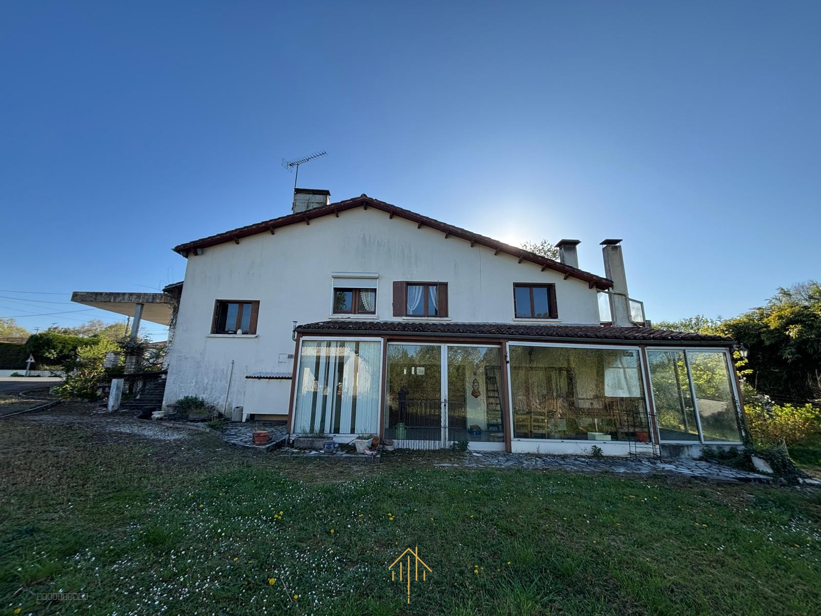 Grande maison d'environ 200 m2 avec un magnifique étang de 2138 m2 — photo 14