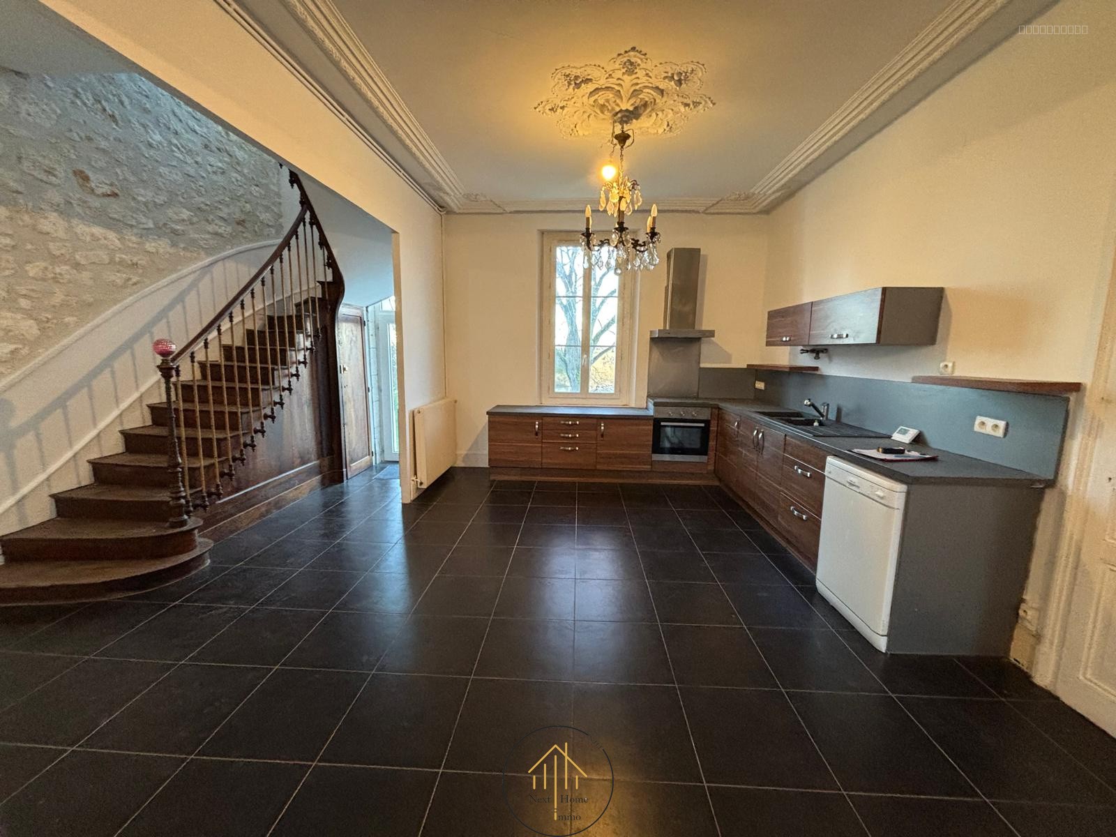 Maison de caractère avec jardin — photo 3