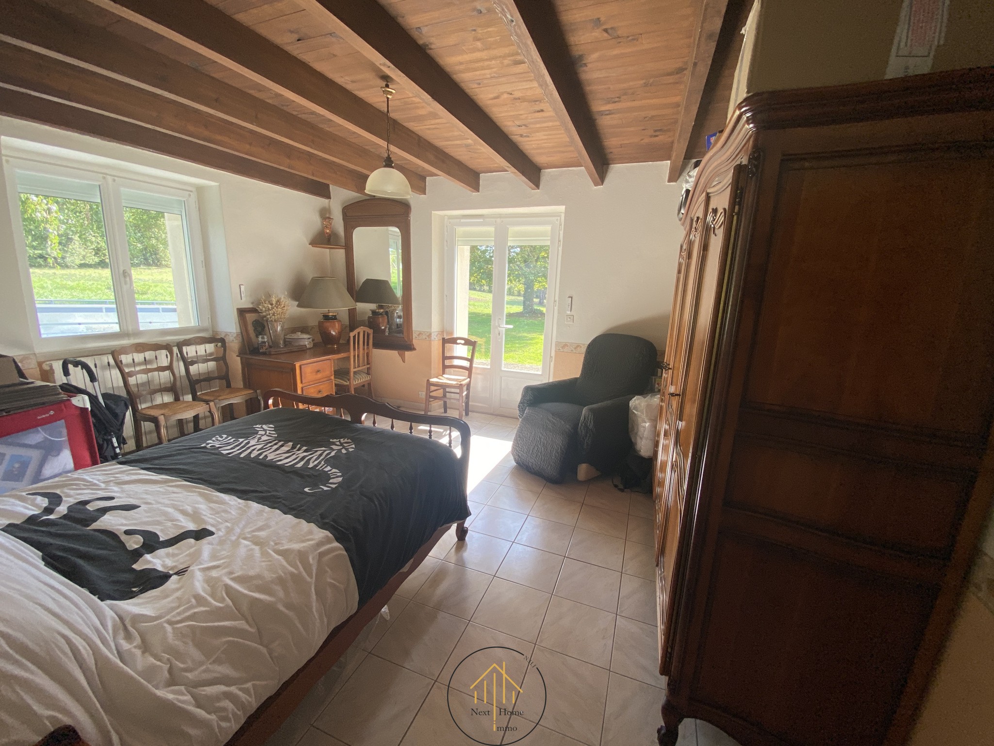 Maison individuelle de 212 m2 avec Piscine et Étang sur 1.7 Hectares — photo 9