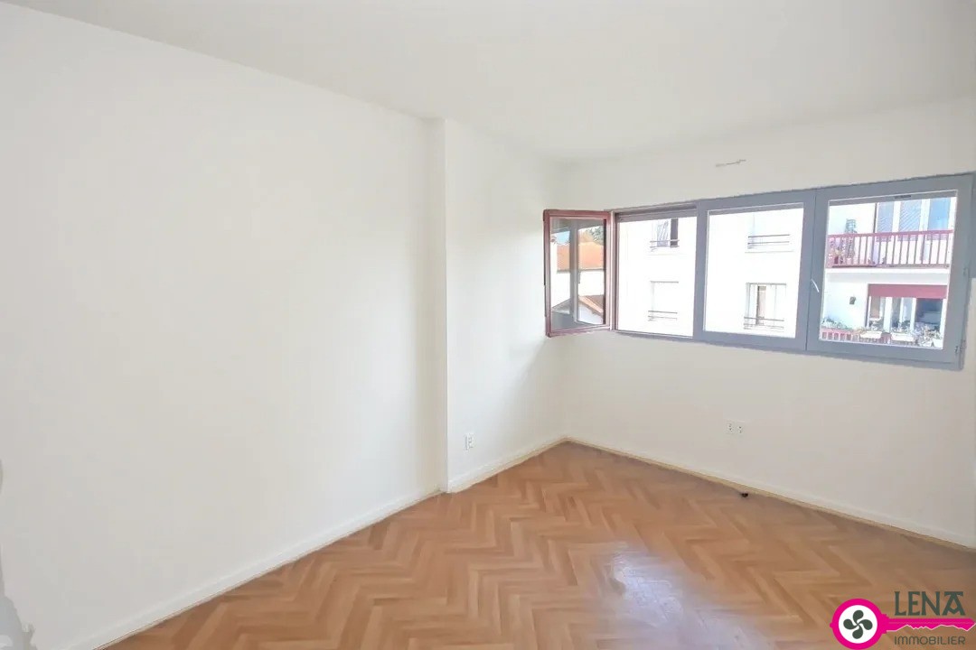 Duplex T3 + mezzanine (16m*) + cave + garage fermé — photo 4