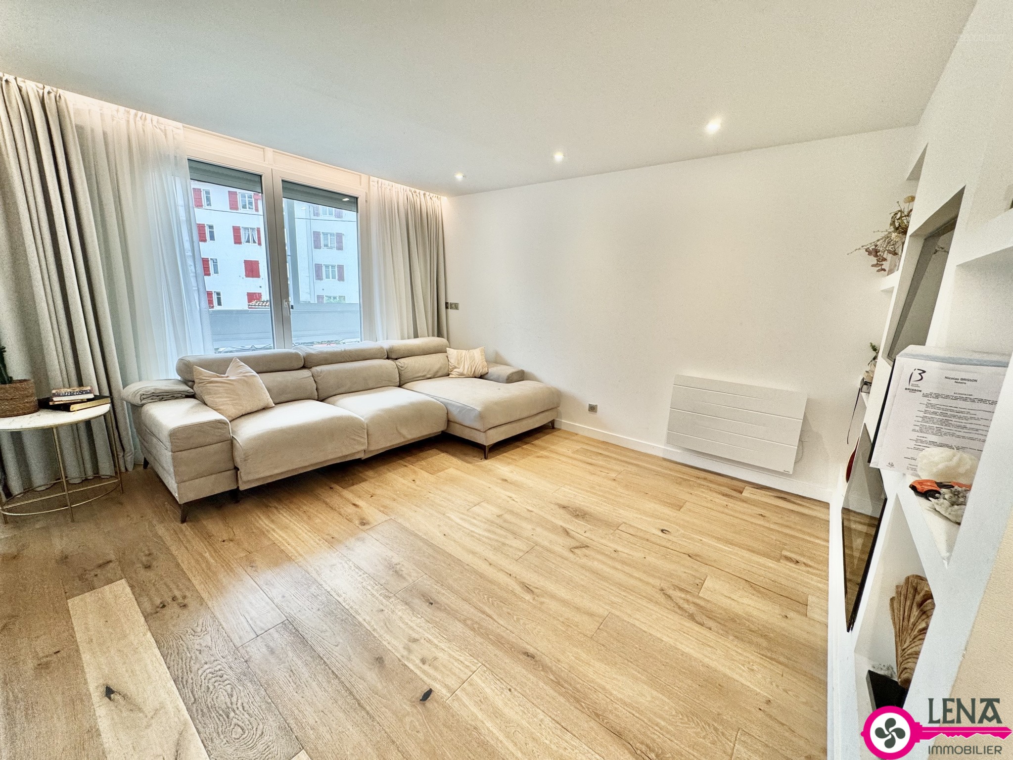 Appartement 3 pièces bis rénové avec balcon, loggia et cave — photo 3