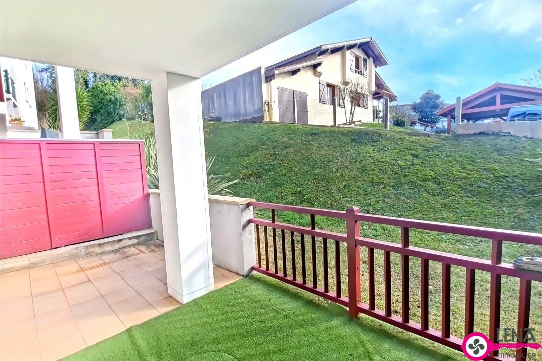 2 pièces avec terrasse de 15m2 et parking — photo 2