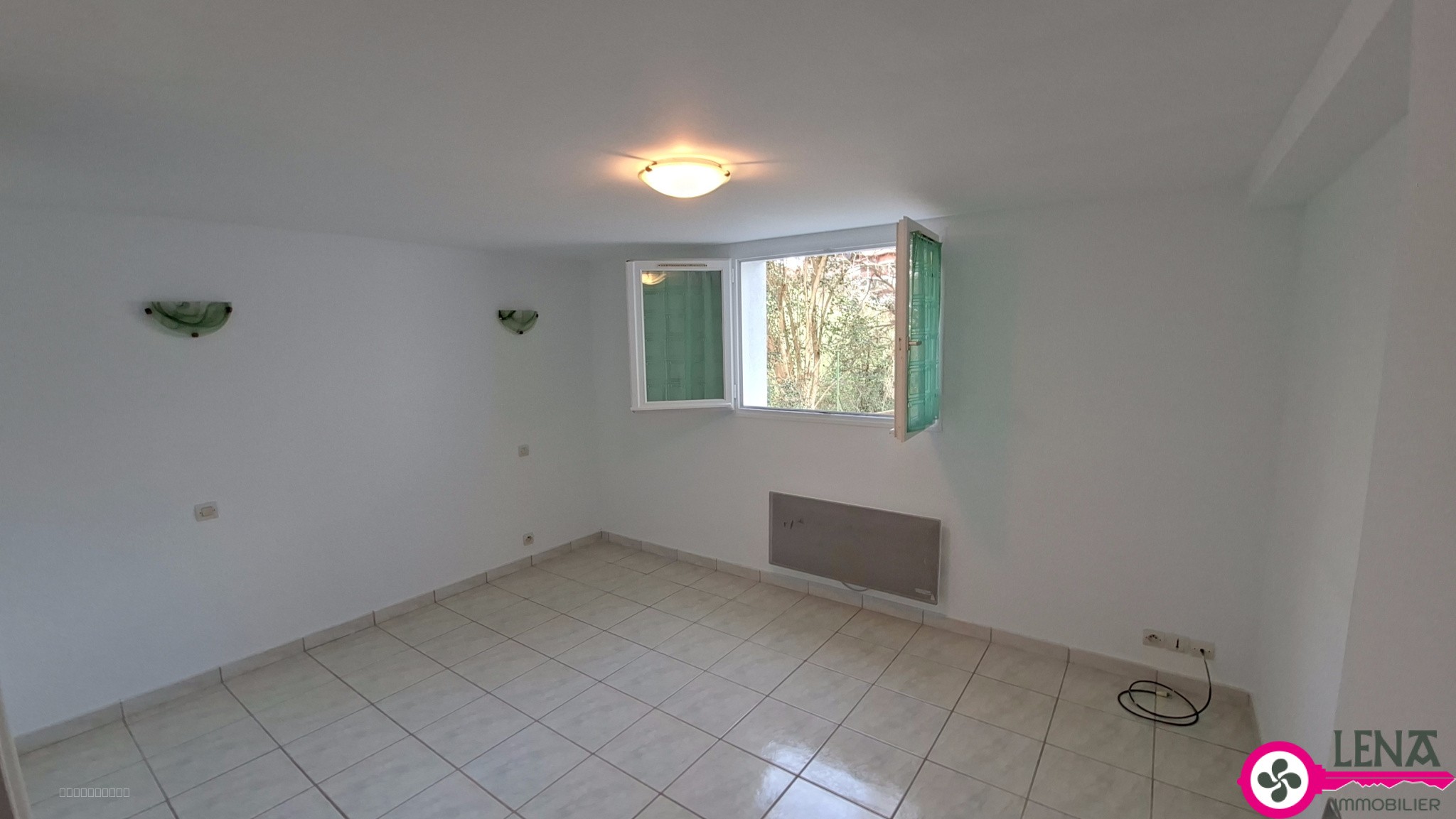 Maison au calme avec appartement indépendant, véranda et garage — photo 12