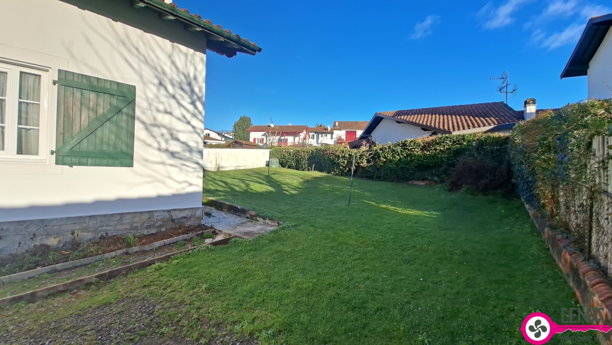Appartement 3 pièces bis rénové avec balcon, loggia et cave — photo 4