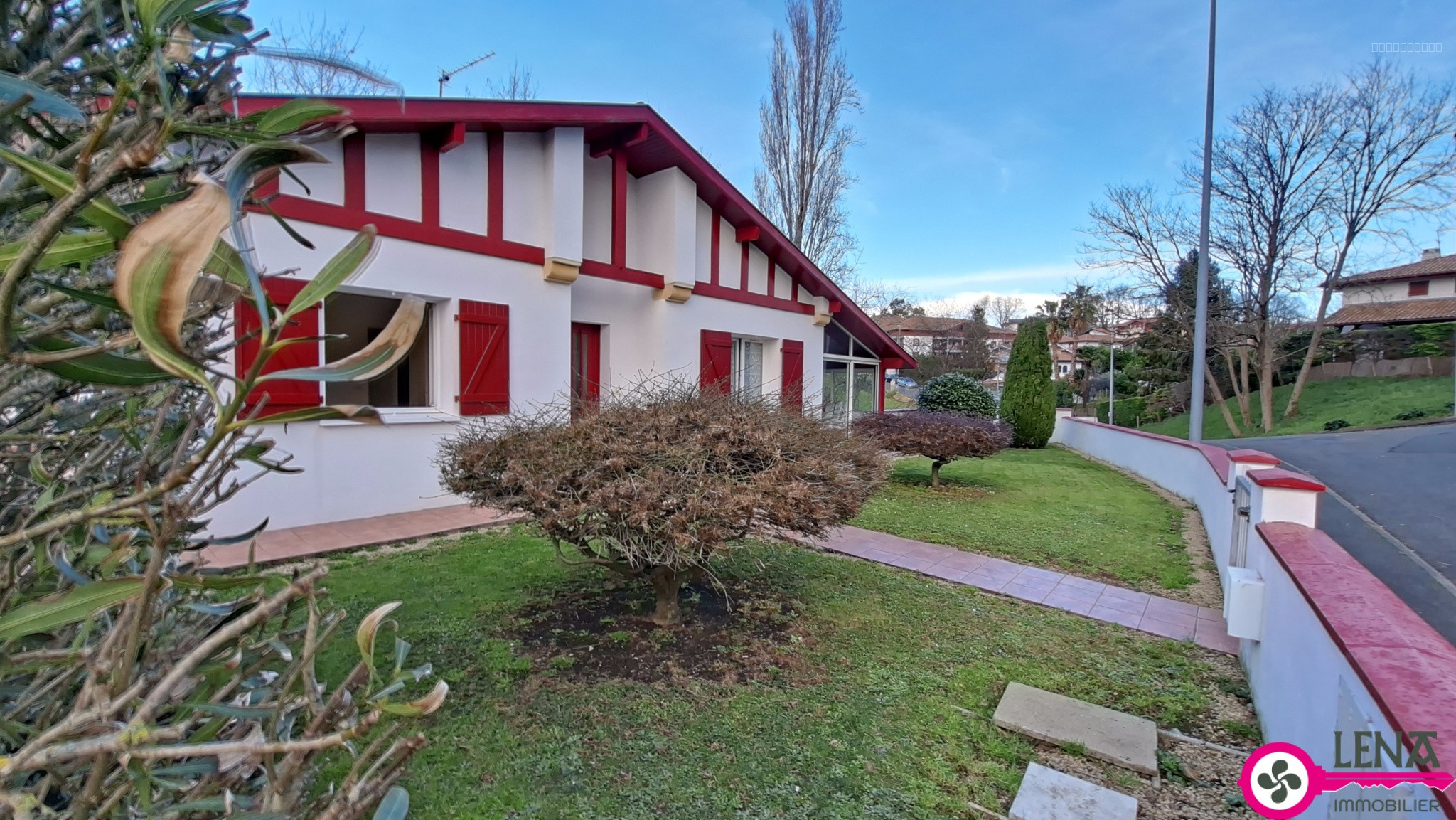 Maison au calme avec appartement indépendant, véranda et garage — photo 19