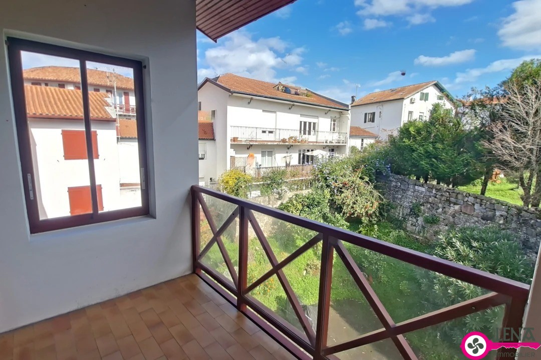 Duplex T3 + mezzanine (16m*) + cave + garage fermé — photo 8