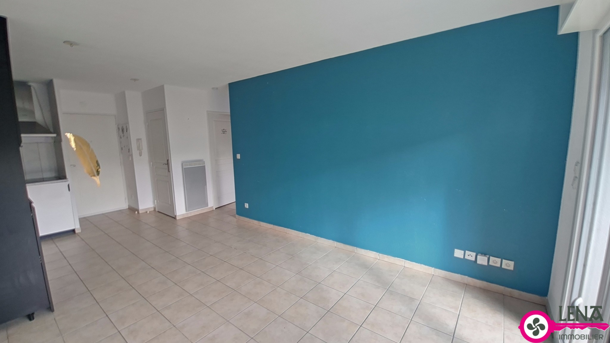 2 pièces avec terrasse de 15m2 et parking — photo 4