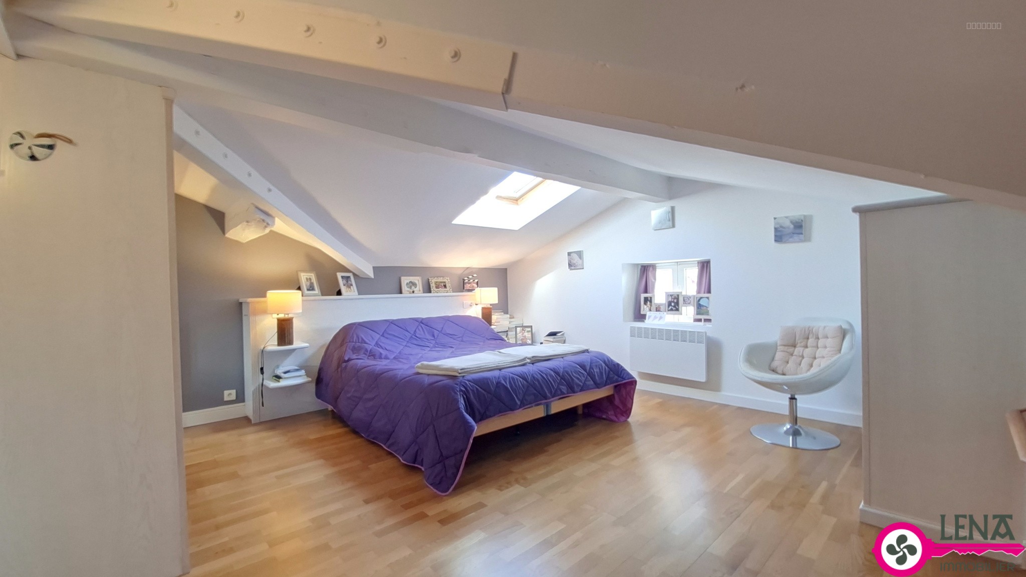 Appartement atypique avec vue mer et montagnes — photo 13