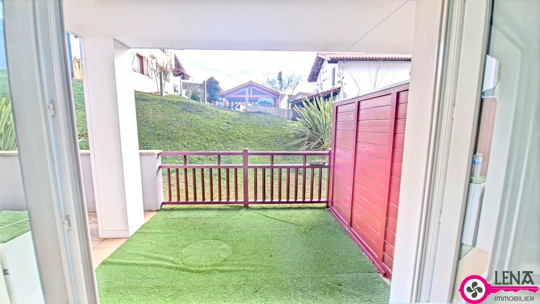2 pièces avec terrasse de 15m2 et parking — photo 11