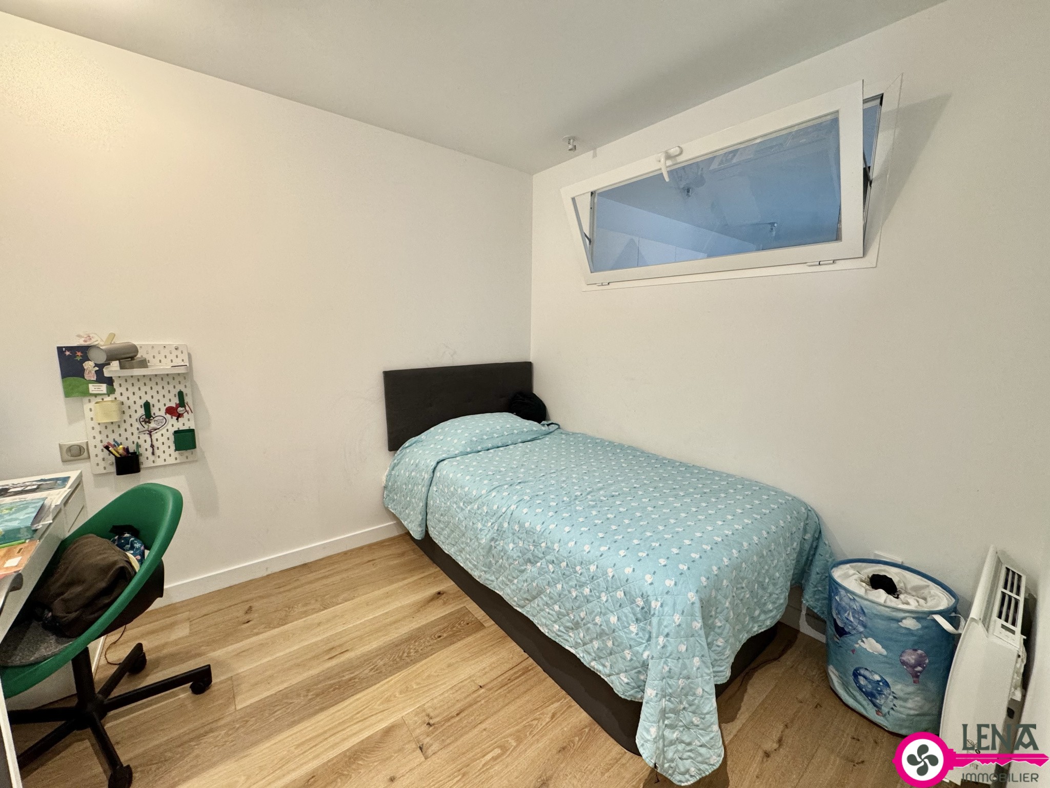 Appartement 3 pièces bis rénové avec balcon, loggia et cave — photo 2