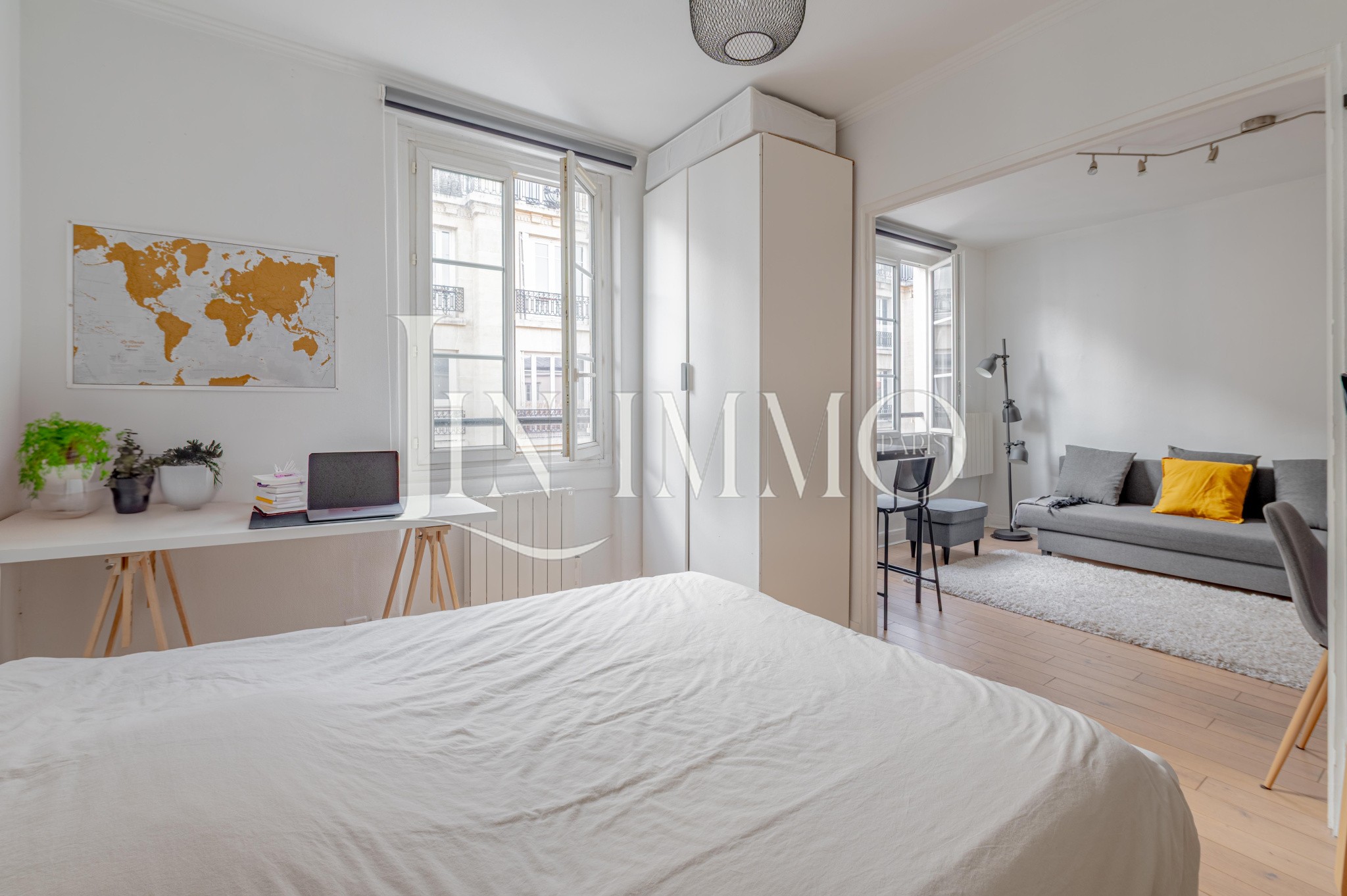 METRO LOUISE MICHEL - 2 PIECES - 31m2- LUMINEUX - DERNIER ETAGE-  EXPOSITION SUD OUES — photo 6