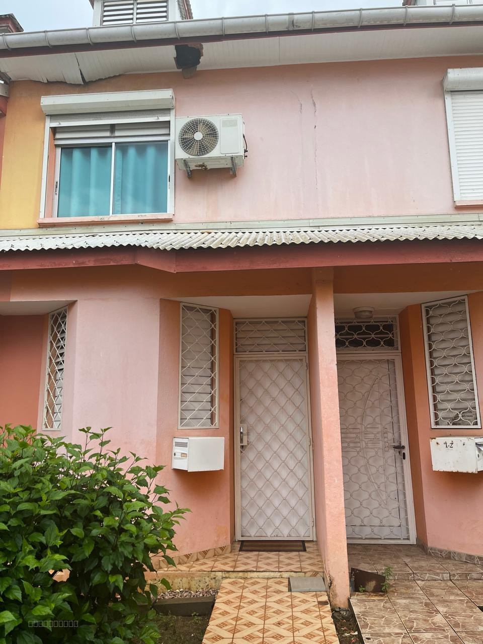 À Vendre - Villa Jumelée -  Petit-Bourg — photo 12