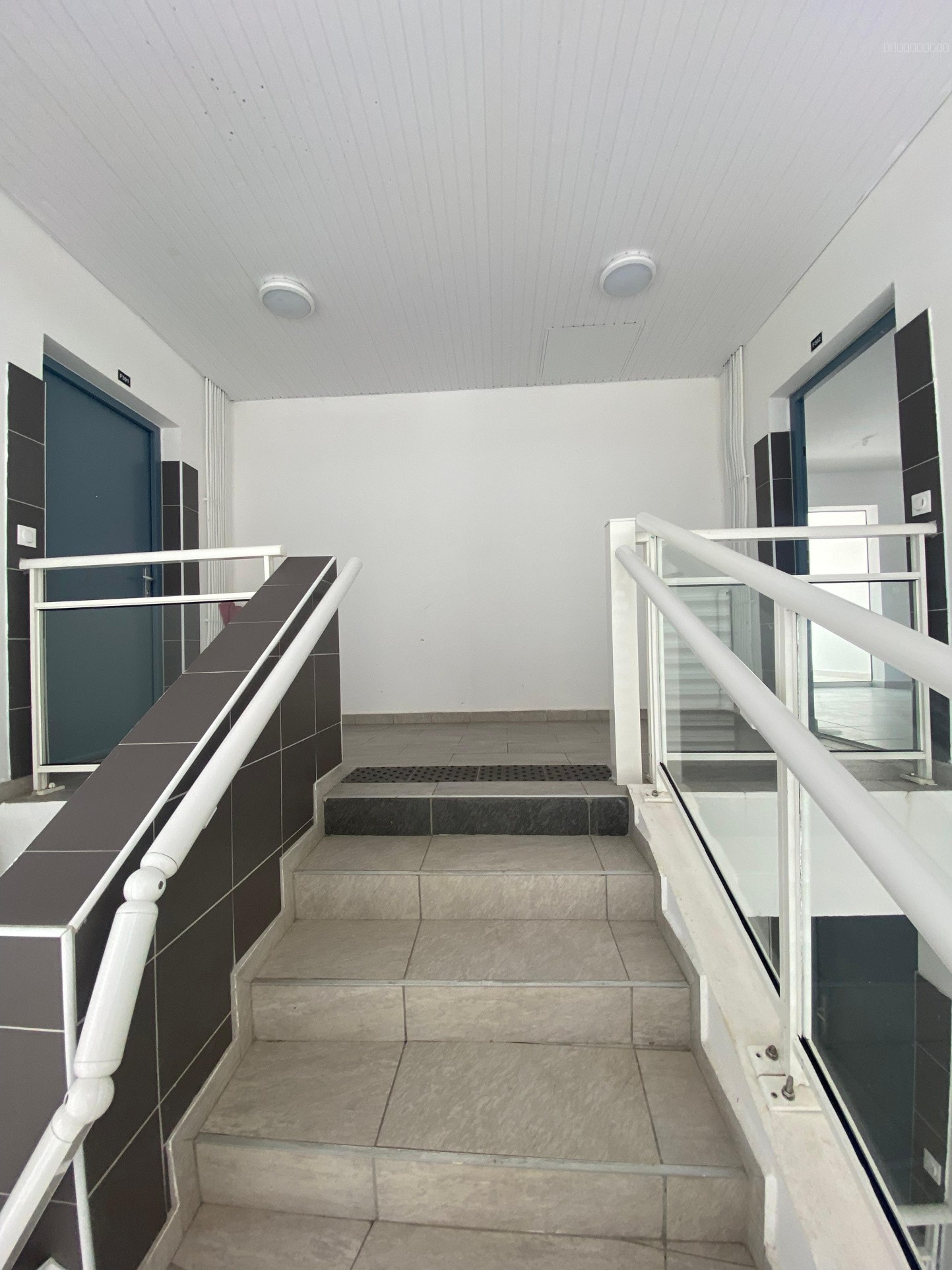 Location T3 Meublé -- Colocation étudiants / internes. 97139 Les Abymes — photo 5