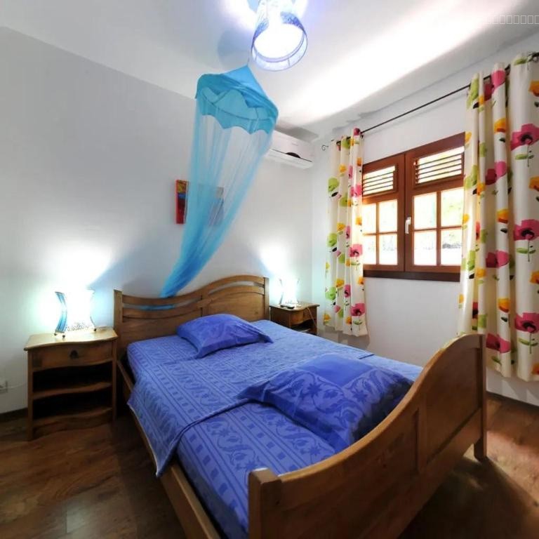 À Vendre   Charmante Villa F3 dans Résidence - Le Moule — photo 3