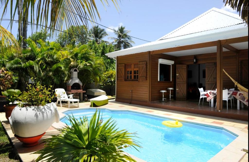À Vendre   Ensemble Immobilier dans Résidence Privée - Le Moule — photo 5