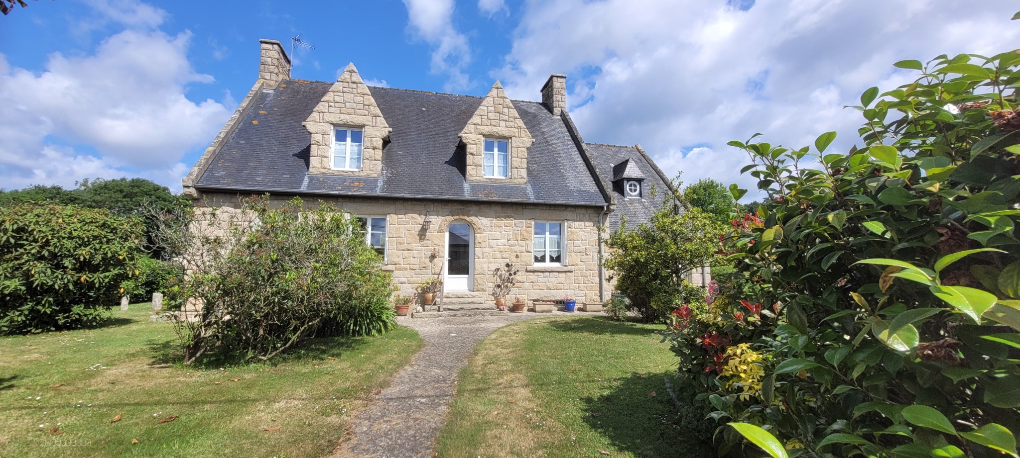 Pléhédel - Maison familiale 180 m2, terrain 1 350 m2 — photo 2