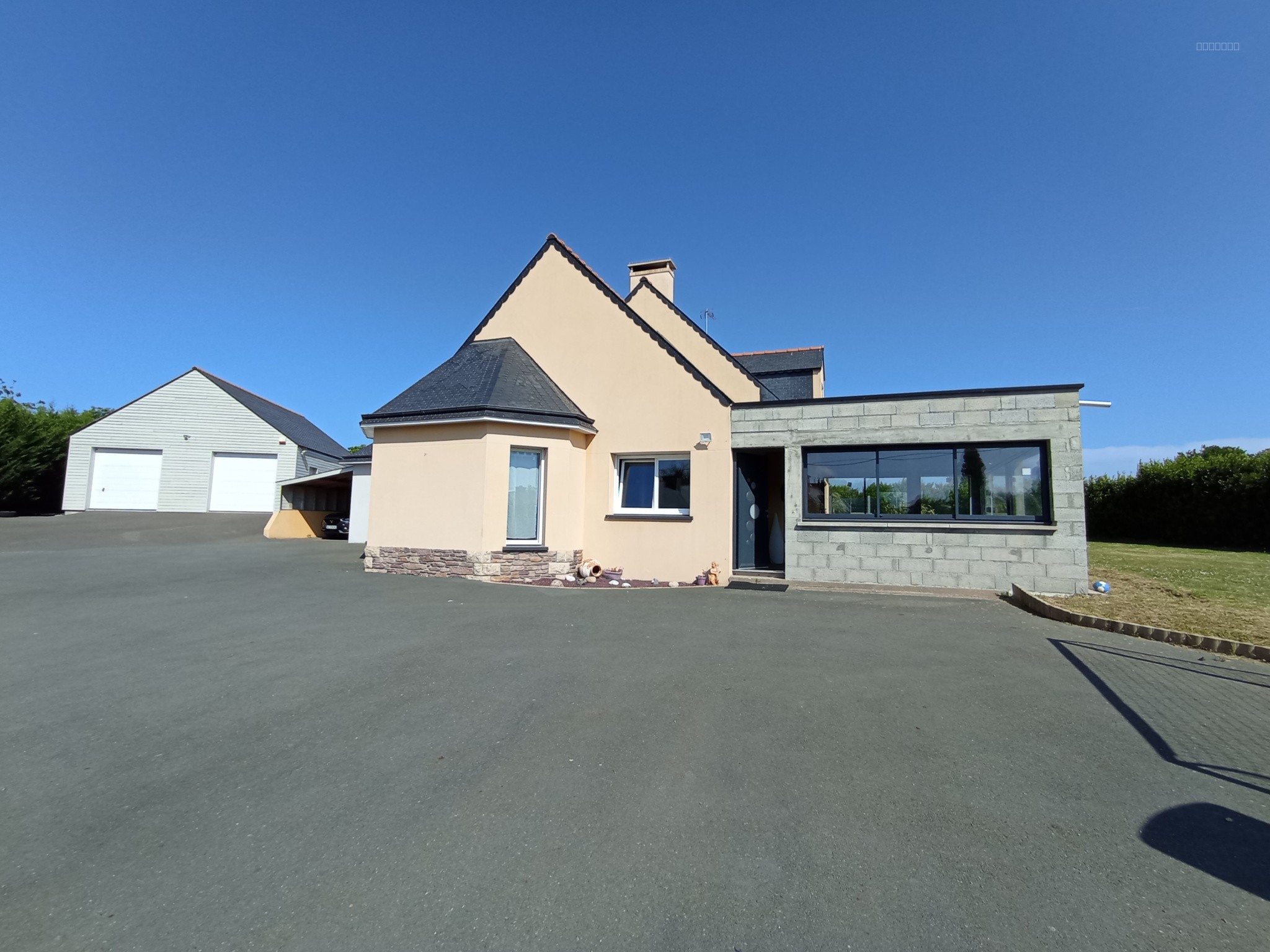 MAISON 165 M2, TERRAIN 3806 M2, PISCINE, HANGAR, PLOUEZEC, ENTRE TERRE ET MER. — photo 15