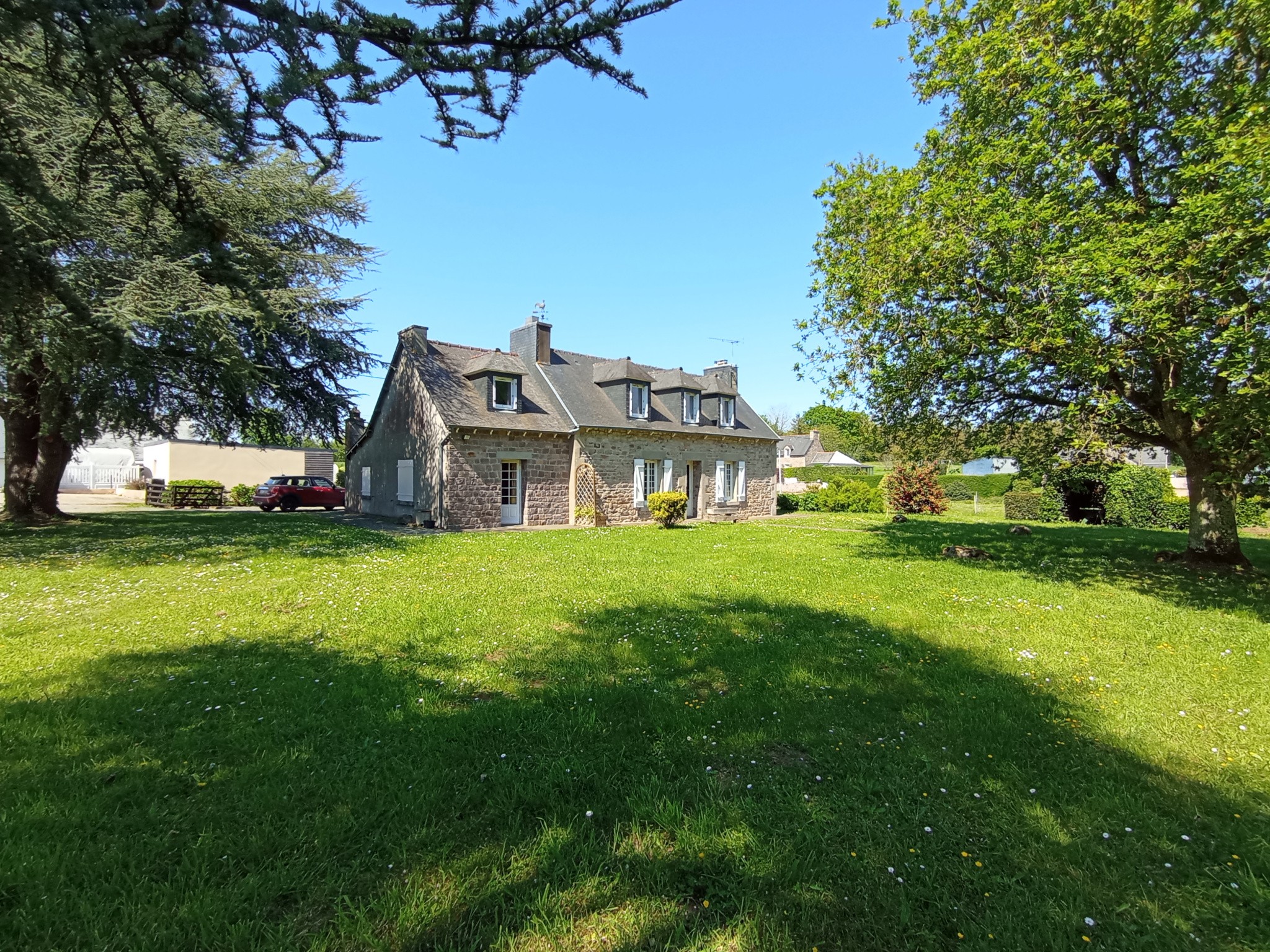 MAISON EN PIERRES 118 M2, TERRAIN 7781 M2, PLEHEDEL, COMMERCES, ECOLE — photo 7