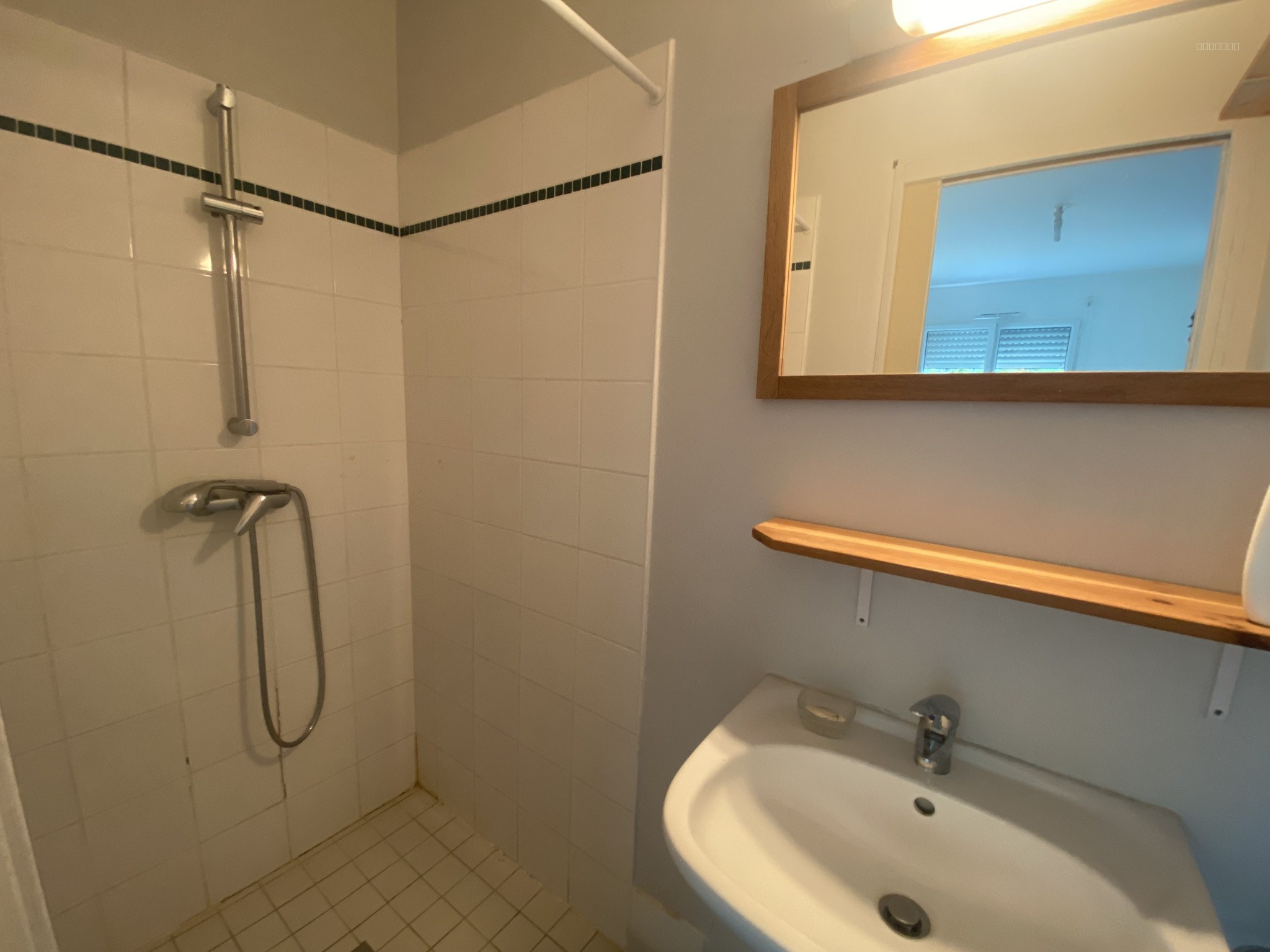 PAIMPOL, proche centre-ville et gare, maison 107 m2 à relooker, terrain arboré 950m2 — photo 7