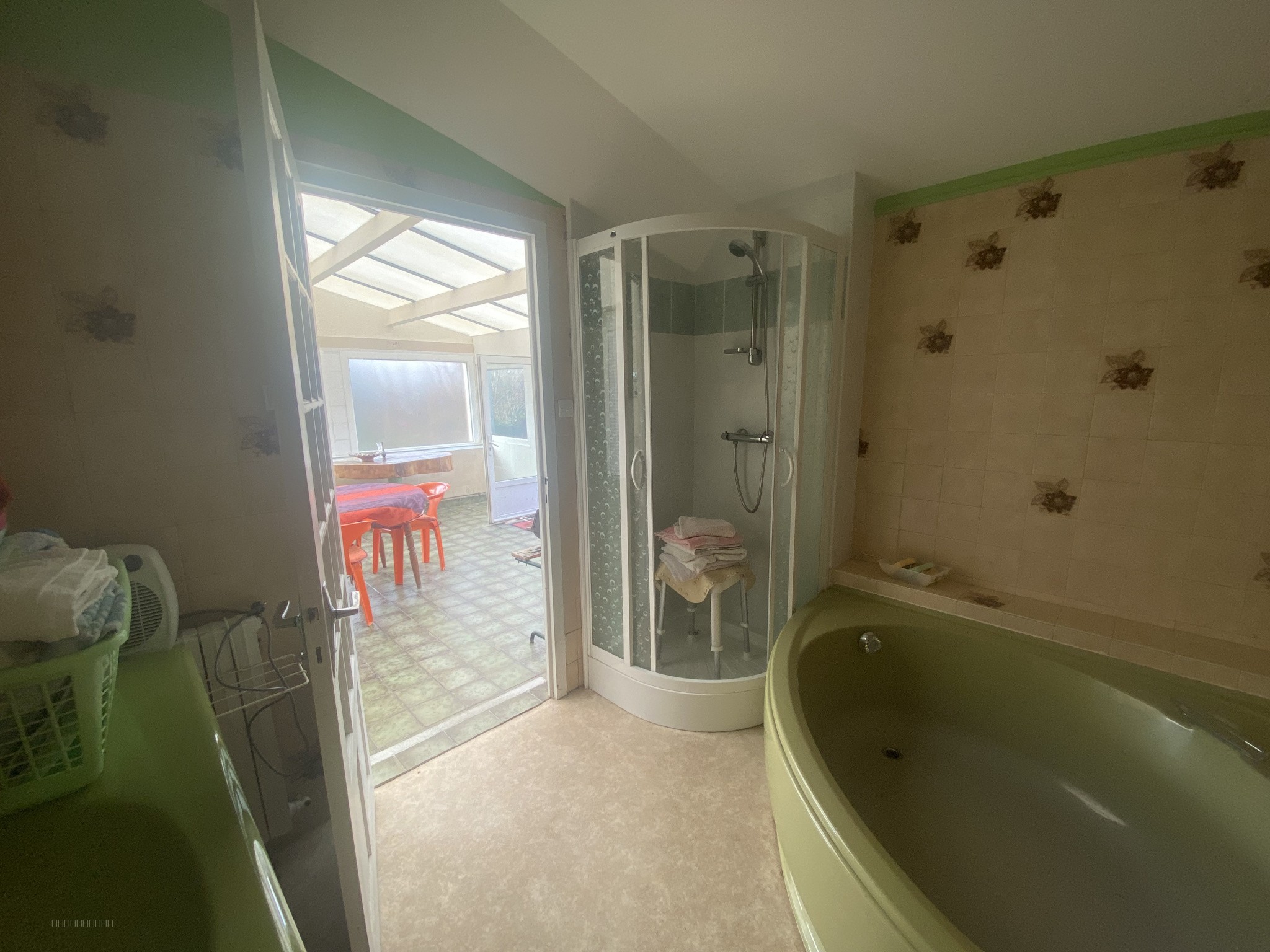 A PLOUEZEC, maison environ 159m2 habitable, terrain clos 570m2 — photo 6
