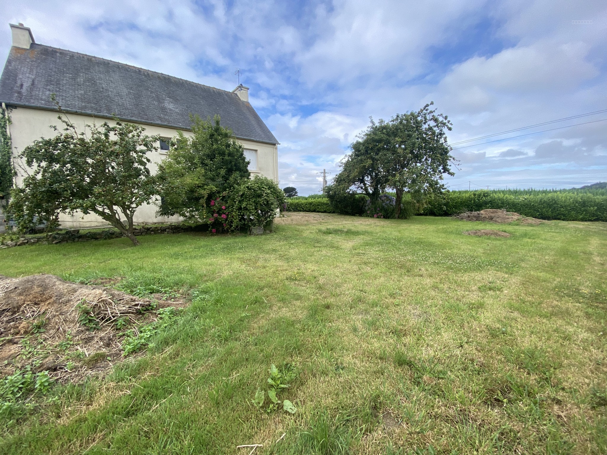 A PLOUBAZLANEC, maison sur terrain de 1304m2 — photo 9