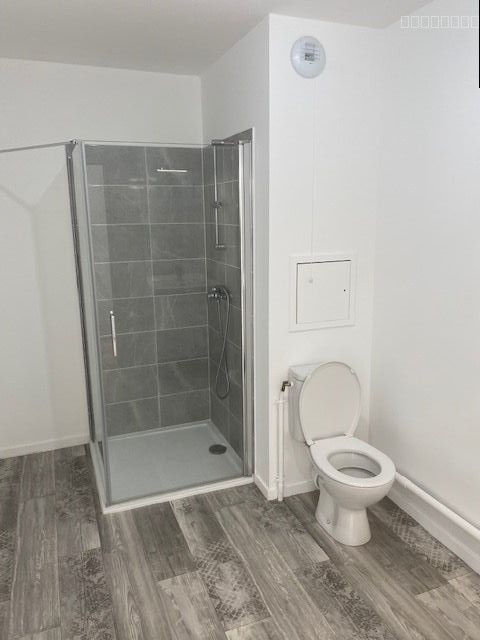2 PIECES - 40.19m2 - SARAN — photo 7