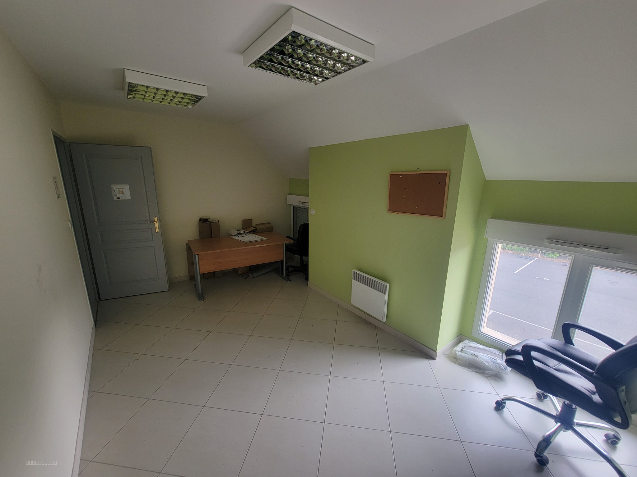 Bureaux - 420 m2 - Saint Doulchard — photo 8