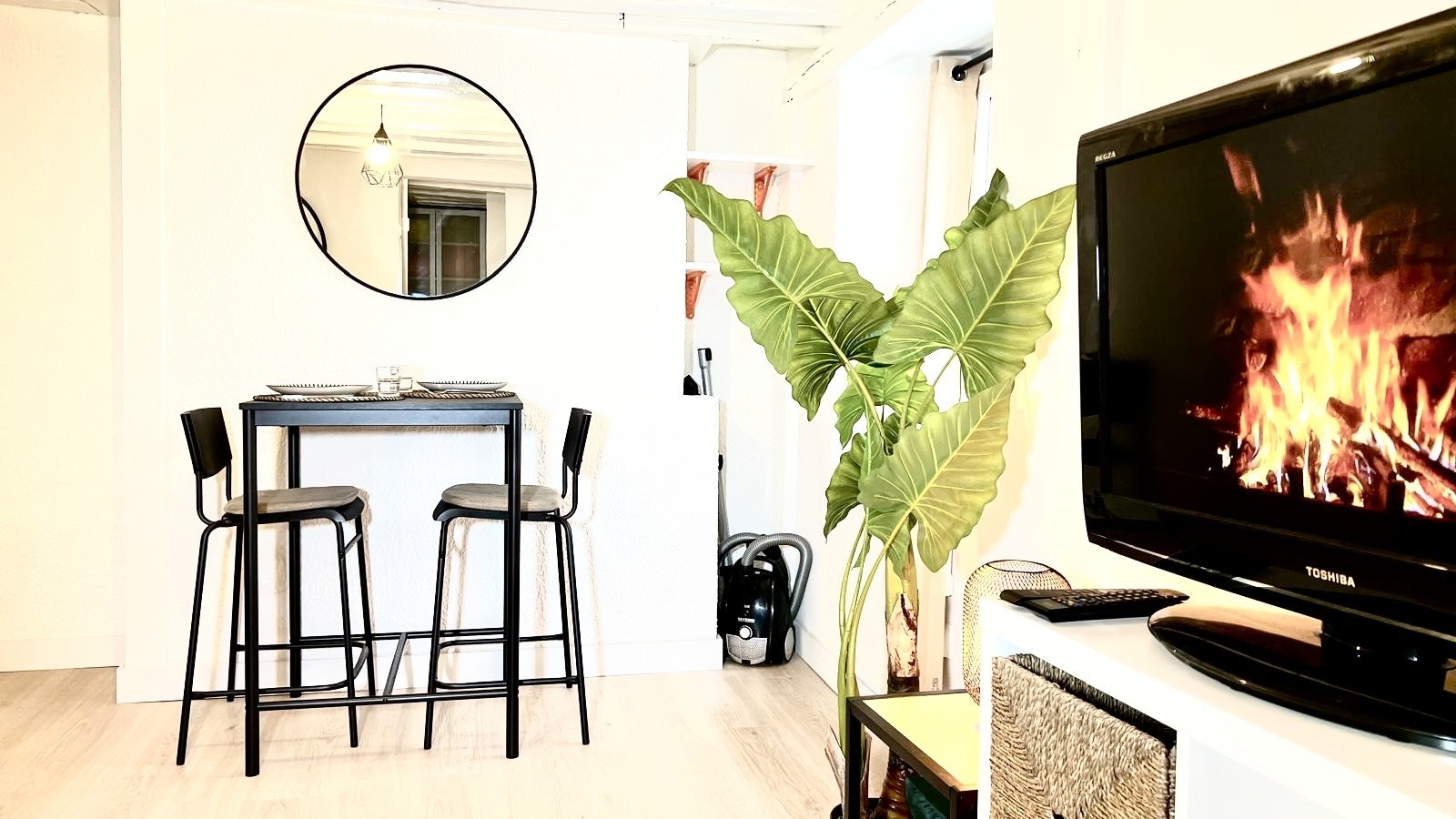 STUDIO - 18 M2 - ORLEANS — photo 2